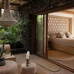 La Pausa